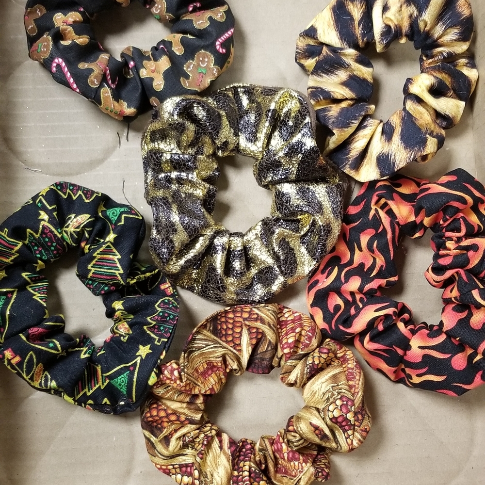 Christmas scrunchies.  100% Cotton with gold line